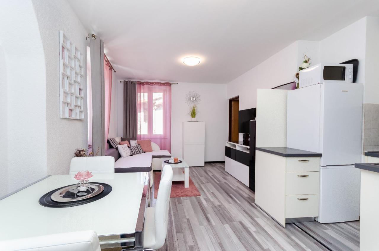 Apartment Mare Врсар Екстер'єр фото