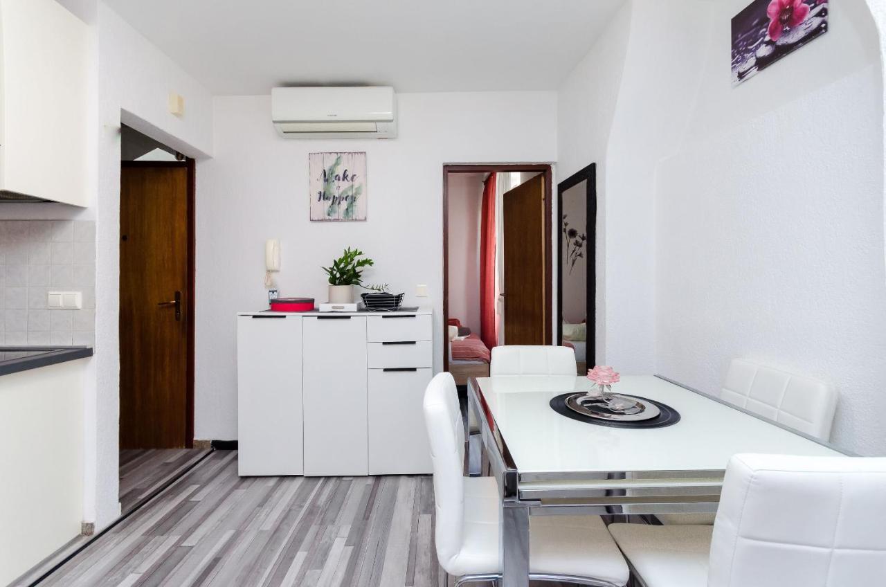 Apartment Mare Врсар Екстер'єр фото