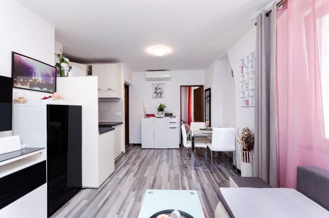 Apartment Mare Врсар Екстер'єр фото