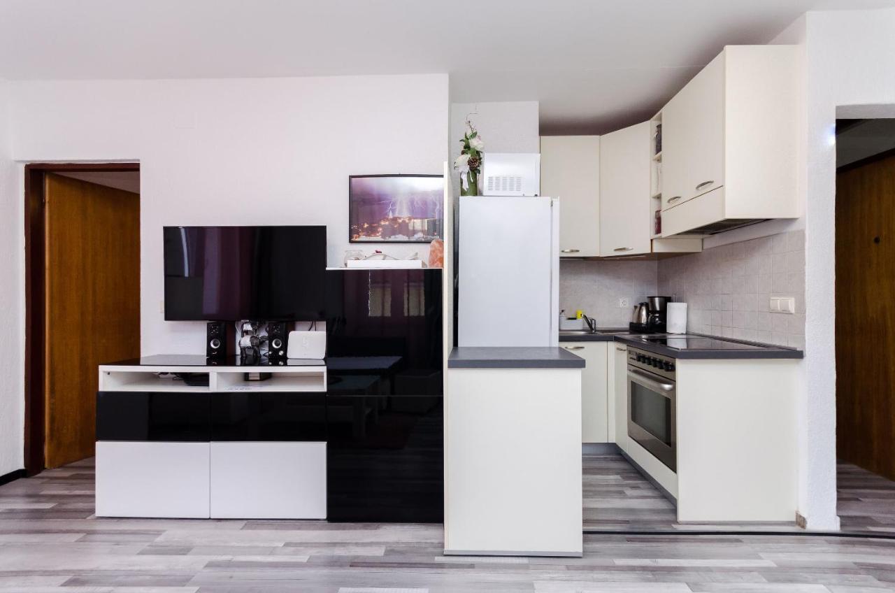 Apartment Mare Врсар Екстер'єр фото